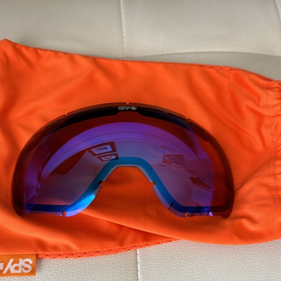 SPY Pink SKI Goggles in great shape! - Picture 4 of 4